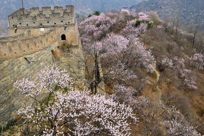 Full-Day Bus Tour to the Mutianyu Great Wall - Pricing and Reservations