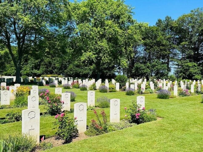 Full Day Canadian Battlefields & Sites of Normandy Tour - Transportation Details