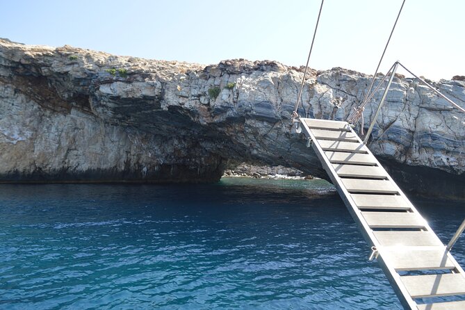 Full Day Catamaran Cruise in Paros - Catamaran Cruise Overview