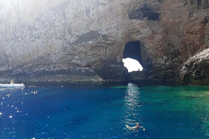 Full day catamaran tour in Alghero - An Overview of the Experience