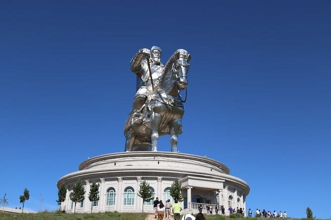 Full Day Chinggis Khaan Statue & Terelj NP Tour +Horseride, Eagle - Practical Details and Experience Insights