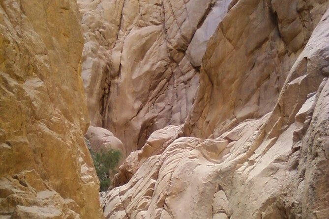 Full Day Climbing and Hiking Tour in Canyon With Pickup - Pickup Points