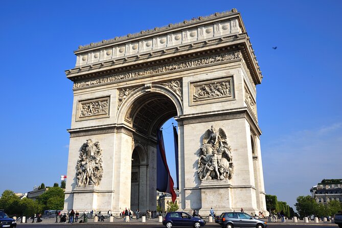 Full Day Deluxe Paris Tour From Le Havre Cruise Port - Confirmation and Accessibility