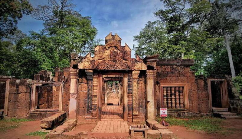 Full-Day Discover Banteay Srei & Kbal Spean Mountain - An In-Depth Look at the Full-Day Discover Banteay Srei & Kbal Spean Mountain Tour