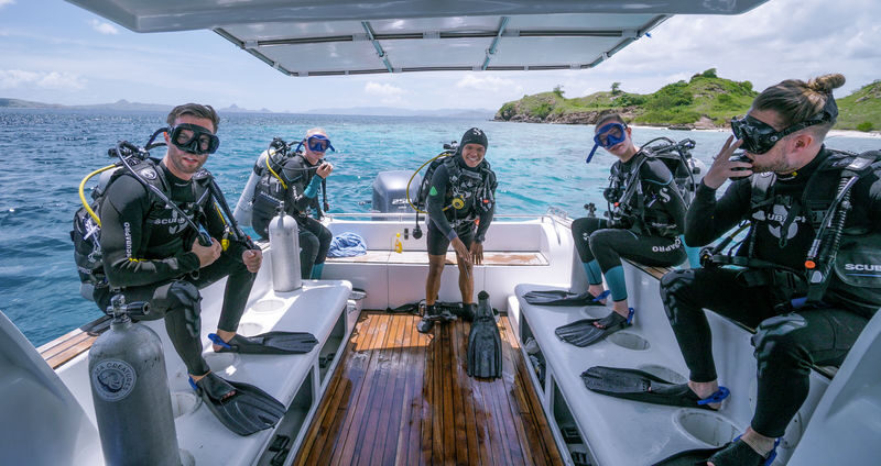 Full-Day Dive Trip in Manggarai with PADI Dive Center - Lunch, a third session and the ride back