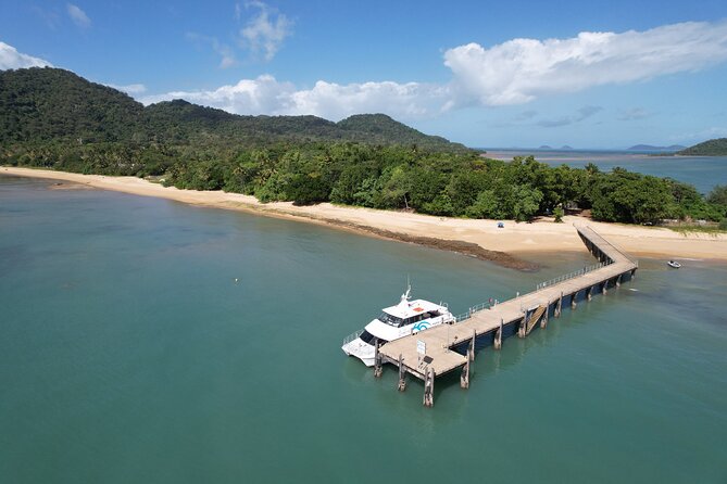 Full Day Dunk, Barnard, Frankland & Fitzroy Islands Expedition - Reviews