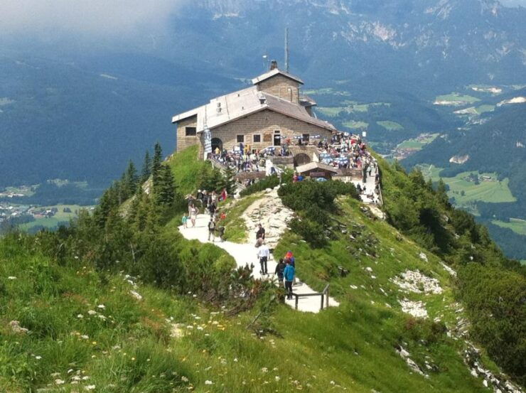 Full Day Eagle's Nest Berchtesgaden Obersalzberg WWII Tour - Experience