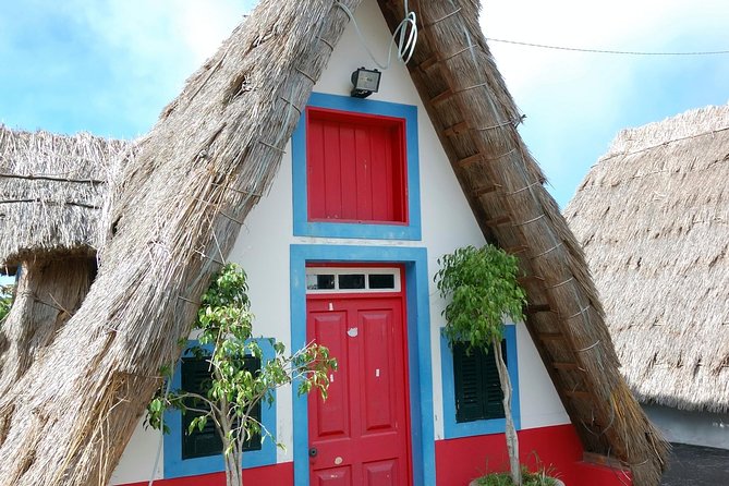 Full Day East Madeira - Pico Do Ariero, Ribeiro Frio, Portela, Santana - The Sum Up