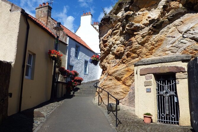 Full Day East Neuk Treasures and Stirling Castle Tour From St Andrews - Explore Scotlands Fishing Villages