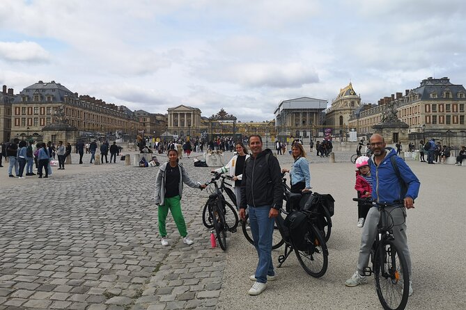Full-Day Electric Bike Tour From Paris to Versailles - Market Visit and Picnic Lunch Options