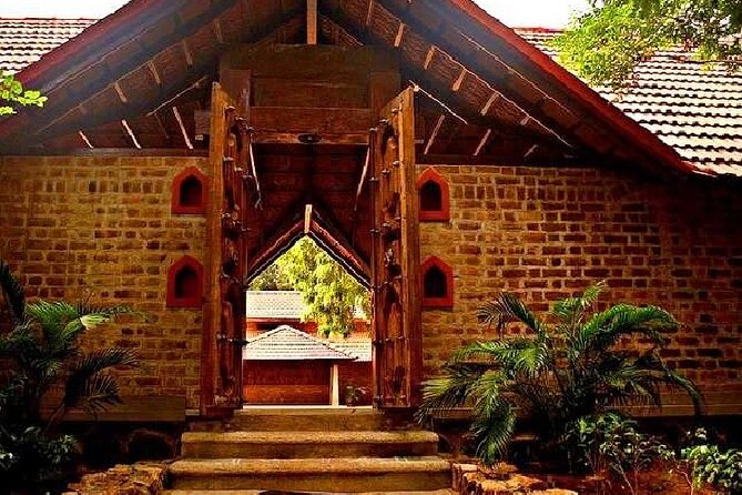 Full Day Excursion to Dakshinachitra and Mamallapuram From Chennai - Meeting and Pickup Details