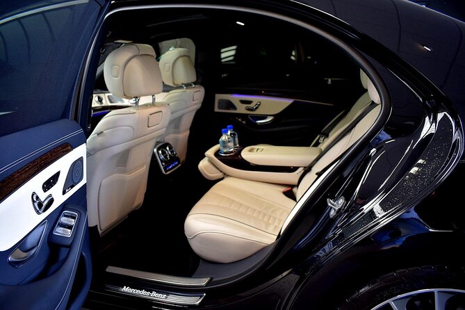 Full-Day Executive Chauffeur Service in Amsterdam - Rental Details
