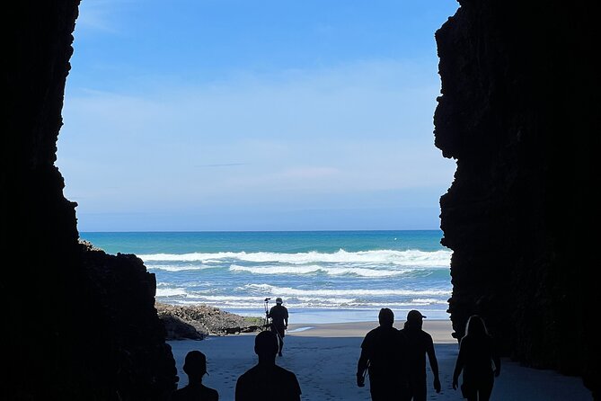 Full Day Exploring the Wild Piha Beach In Auckland - Discovering Surrounding Attractions