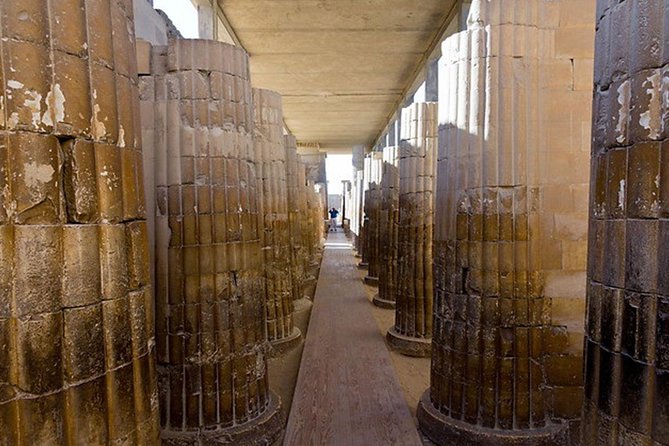 Full Day From Cairo: Tour to Giza Pyramids, Sphinx, Sakkara & Dahshur - Sphinx Encounter