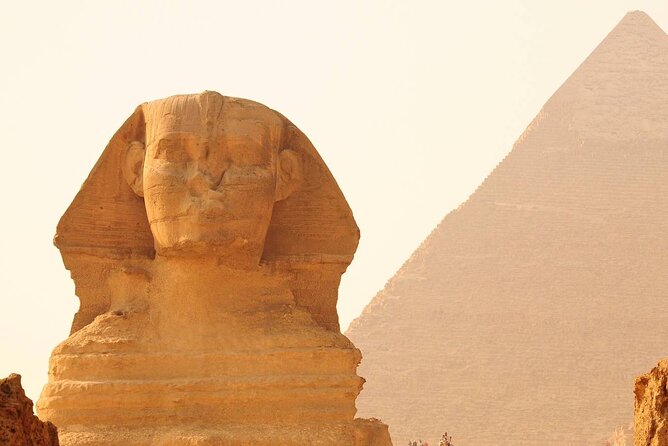Full Day Guided Bus Tour To Giza Pyramids From Makadi - Good To Know
