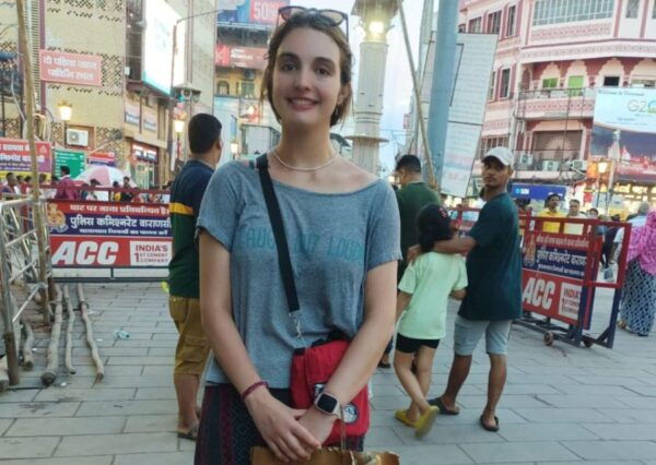 Full Day Guided City Tour of Varanasi in AC Car With a Local - Important Information
