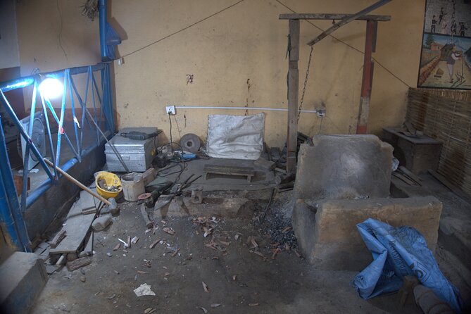 Full Day Guided Khukuri Making the Primitive Way in Kathmandu - Expert Guidance and Assistance Throughout the Experience