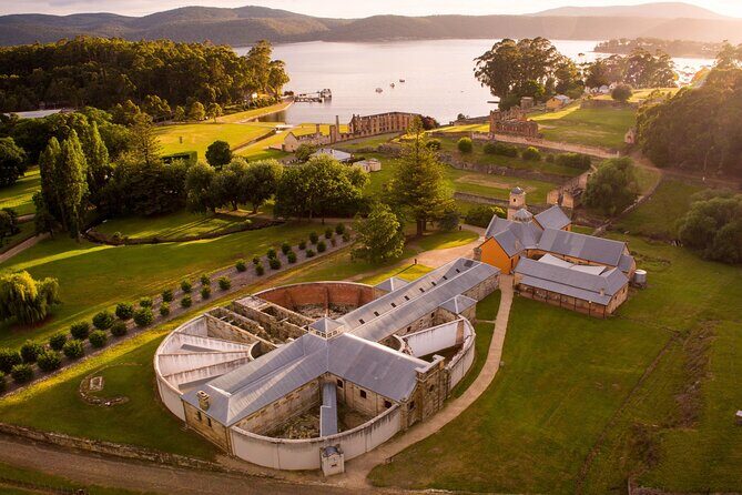 Full-Day Guided Port Arthur Day Tour & Tessellated Pavement - A Deep Dive Into the Day Trip
