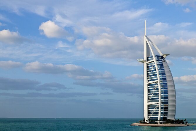 Full-Day Guided Tour to Dubai City - Date and Traveler Selection