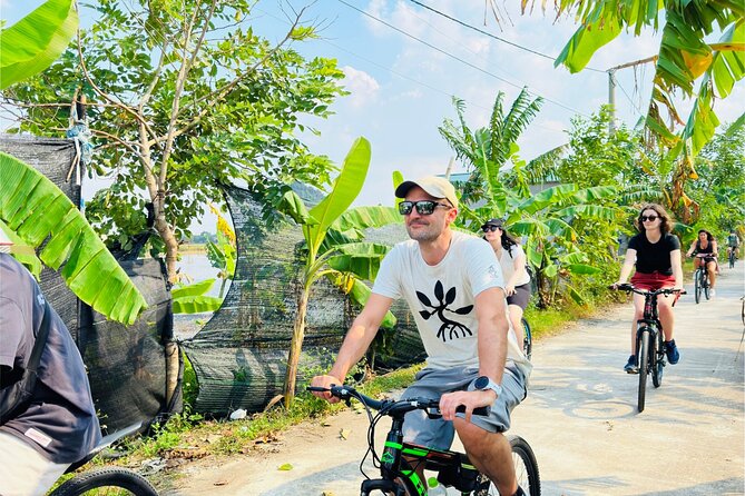 Full Day Guided Tour to Hoa Lu ,Tam Coc, Mua Cave With Lunch - The Sum Up