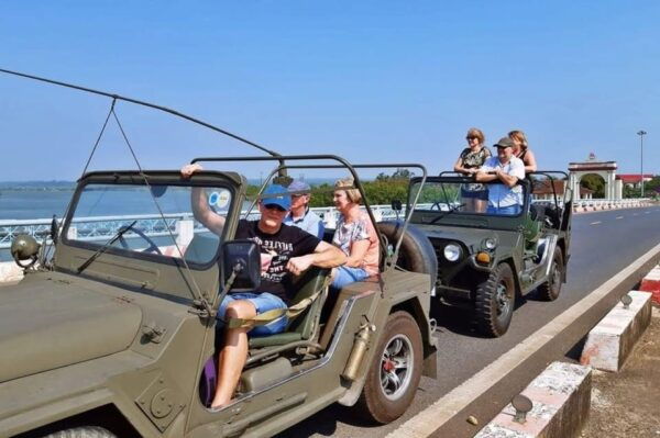 Full Day Hai Van Pass Jeep Tour From Hoi an to Hue - Scenic Views Along the Route