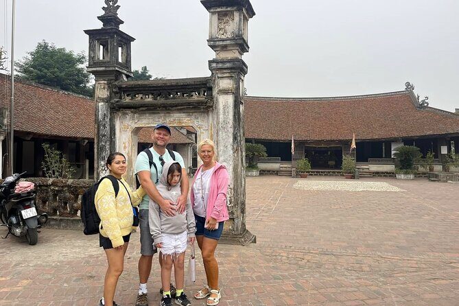 Full-Day Hanoi Jeep Tour Explore Duong Lam Ancient Village - Authentic Vietnamese Cuisine and Local Encounters