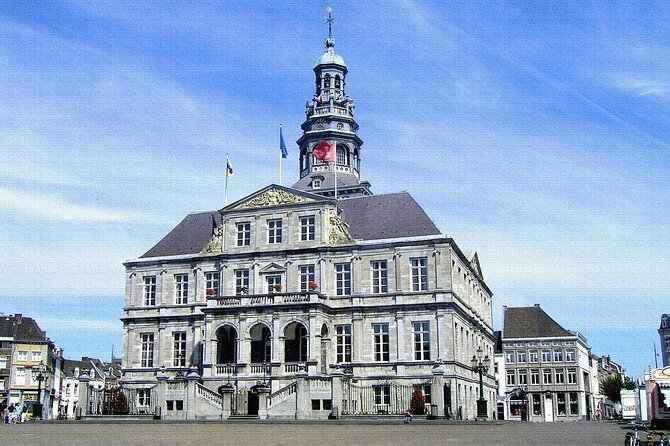 Full-Day Historical Tour in Maastricht From Amsterdam - Tour Highlights
