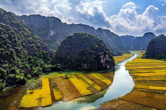 Full Day Hoa Lu Tam Coc Excursion from Hanoi by Limousine - The Sum Up
