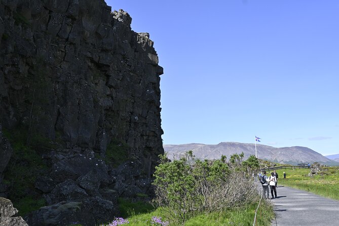 Full-Day Horse Riding and Golden Circle Tour in Iceland - Itinerary Overview