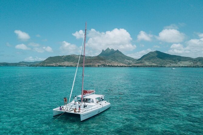 Full Day Ile Aux Cerfs Catamaran Cruise With BBQ Lunch & Hotel Transfers - Special Offers