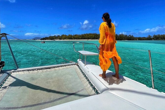 Full Day Ile Aux Cerfs Catamaran Tour With Lunch and Drinks - Tour Details