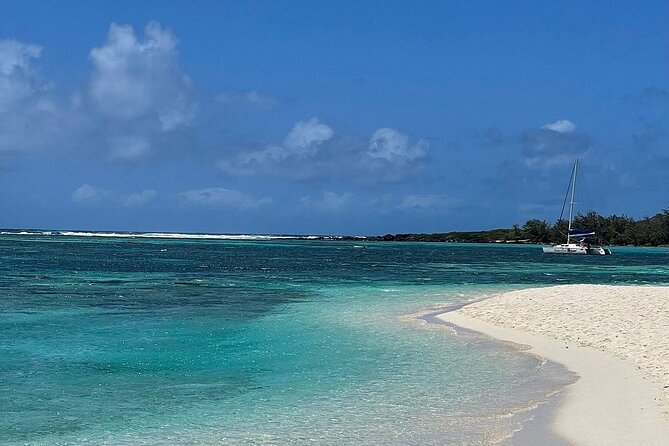 Full Day Ile Aux Cerfs Catamaran Tour With Lunch and Drinks - Cancellation Policy