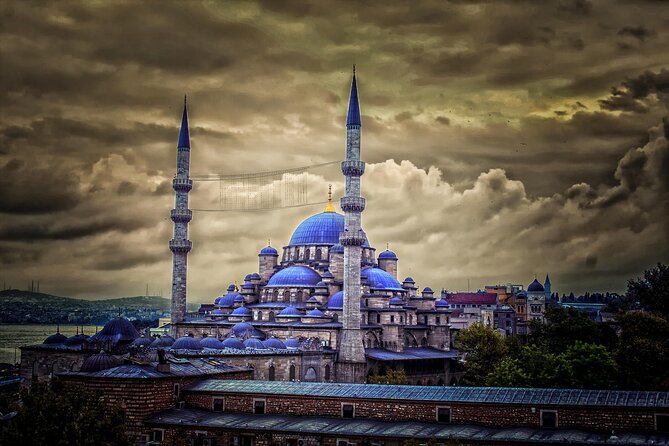 Full Day Istanbul Old City Tour With Expert Local Guide - Historical Significance of Istanbuls Old City