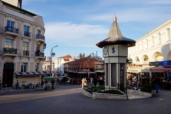 Full Day Istanbul Princes' Islands Tour With Lunch - Landmarks and Attractions