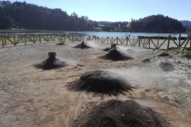 Full Day Jeep Tour Furnas With Lunch (Cozido) and Drinks Included - Lunch Experience