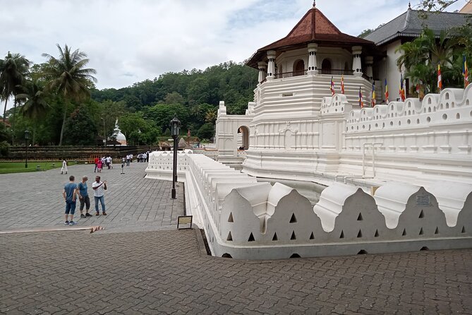 Full Day Kandy City Tour | From Colombo - Additional Info