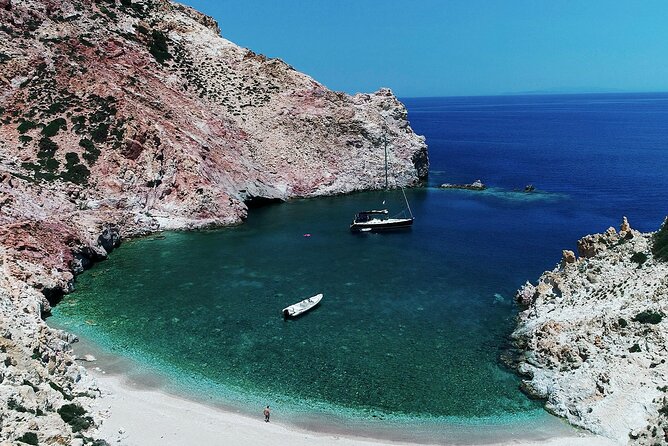 Full-Day Kimolos and Poliegos Islands Private Tour - Visiting Kimolos Island