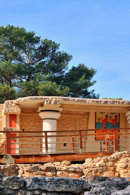 Full-Day Knossos and Heraklion Tour From Chania and Rethymno - Historical Significance