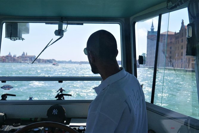 Full-Day Lagoon Tour Murano Burano and Torcello - Meeting and Logistics