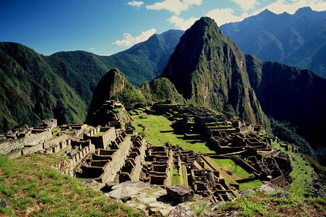 Full-Day Luxury Tour to Machu Picchu by Premium Train - Gourmet Dinner on the Return Train