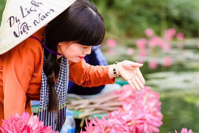 Full Day Ninh Binh, Hoa Lu, Tam Coc and Mua Cave - Tam Coc Boat Ride: Quiet Majesty in Limestone Wonderland