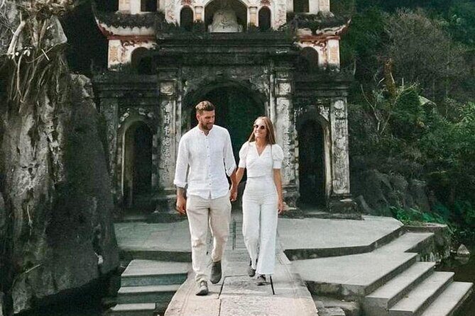 Full Day Ninh Binh, Hoa Lu, Tam Coc and Mua Cave - Authenticity and Local Insight