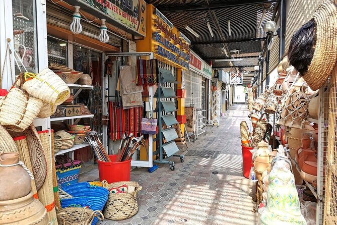 Full Day Nizwa & Jebel Akhdar Shared Tour - Important Notes