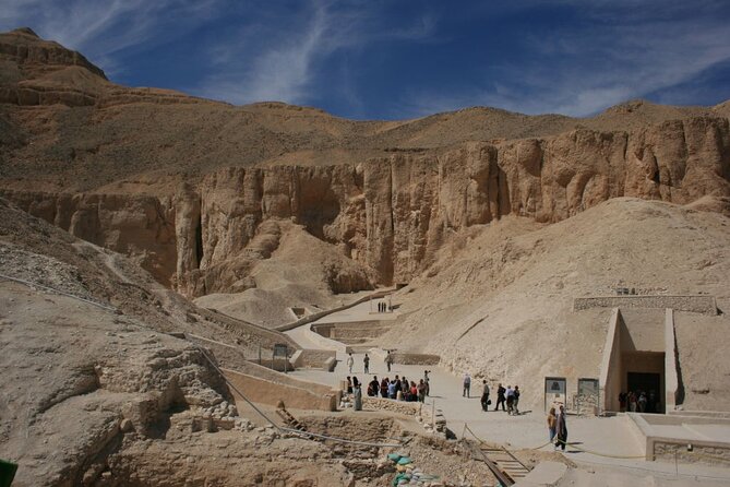 Full-Day of Luxor East and West Bank Highlights Tour - Valley of the Kings
