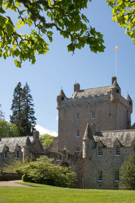 Full Day Outlander Inspirations Adventure From Inverness - Transportation and Group Experience