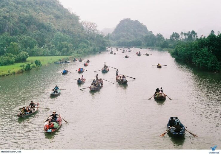 Full Day Perfume Pagoda Tour, Boat Ride on the Yen River - Good To Know