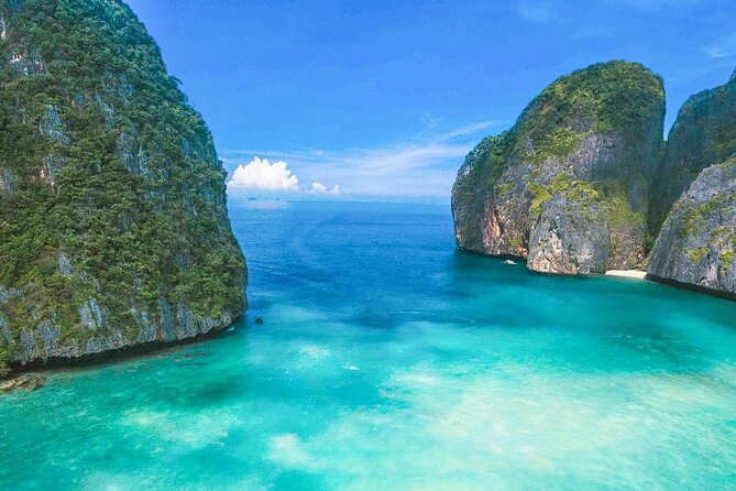 Full-Day Phi Phi Island Tour in Phuket - Must-See Attractions