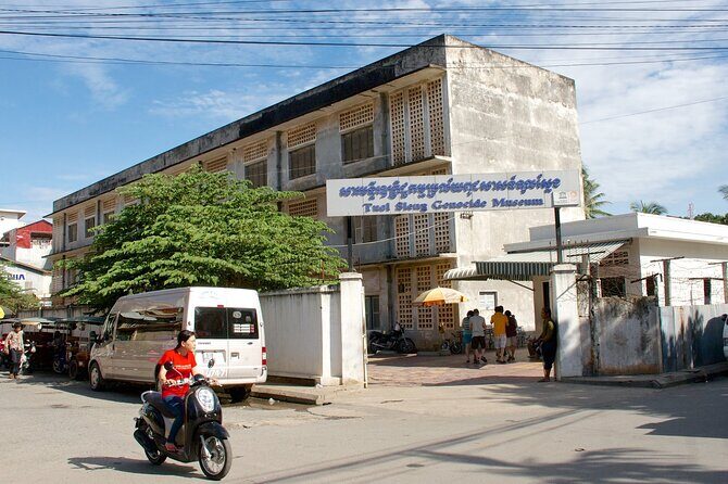 Full Day Phnom Penh Private Tour Taxi Car Van local guide - Final Thoughts