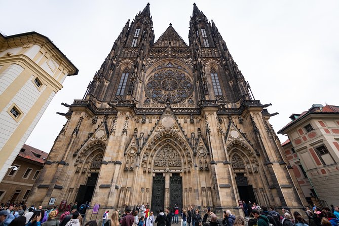 Full-Day Prague Tour With Prague Castle, Lunch and Vltava Cruise - Directions