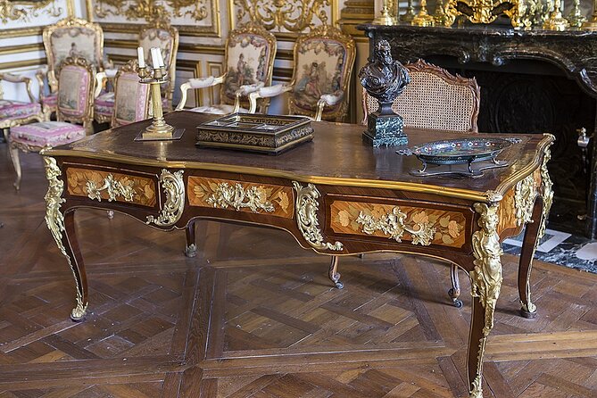 Full-Day Private Chantilly Castle Tour From Paris - Private Tour Guide